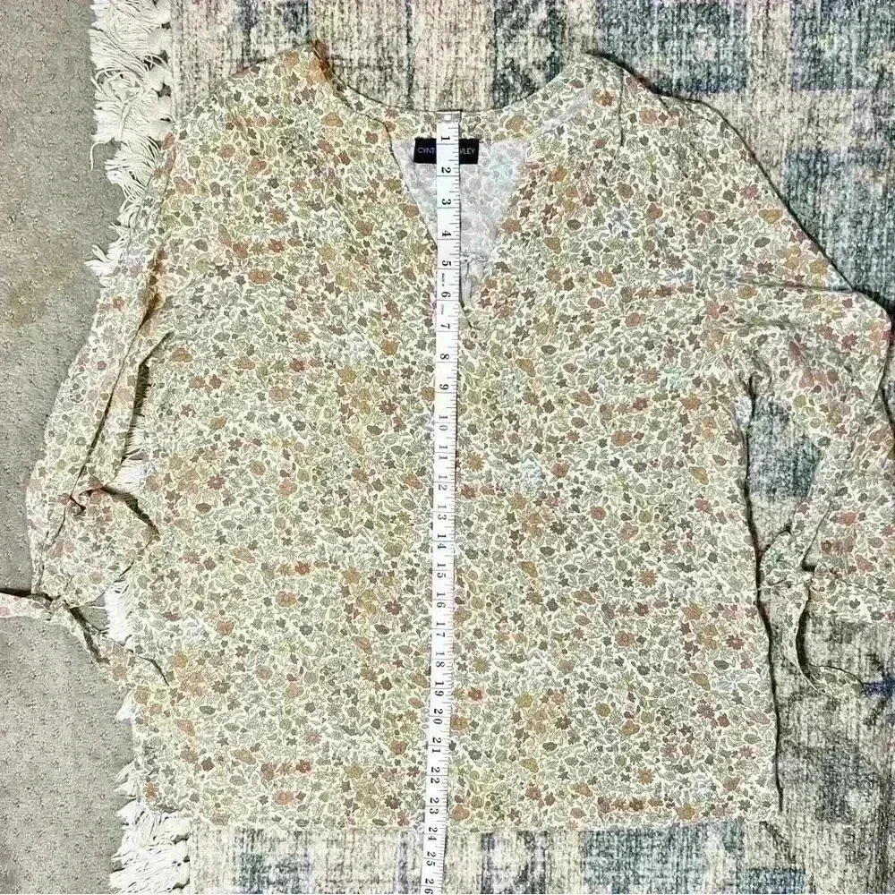 Cynthia Rowley | Women’s Floral 3/4 Sleeve Blouse with Ties | Size Large - Picture 8 of 13